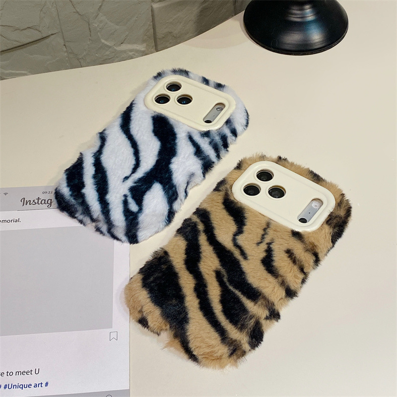 럭셔리 지브라 패턴 플러시 폰 케이스 (아이폰 17 에 - Phone Cases Protective 리뷰 및 가격